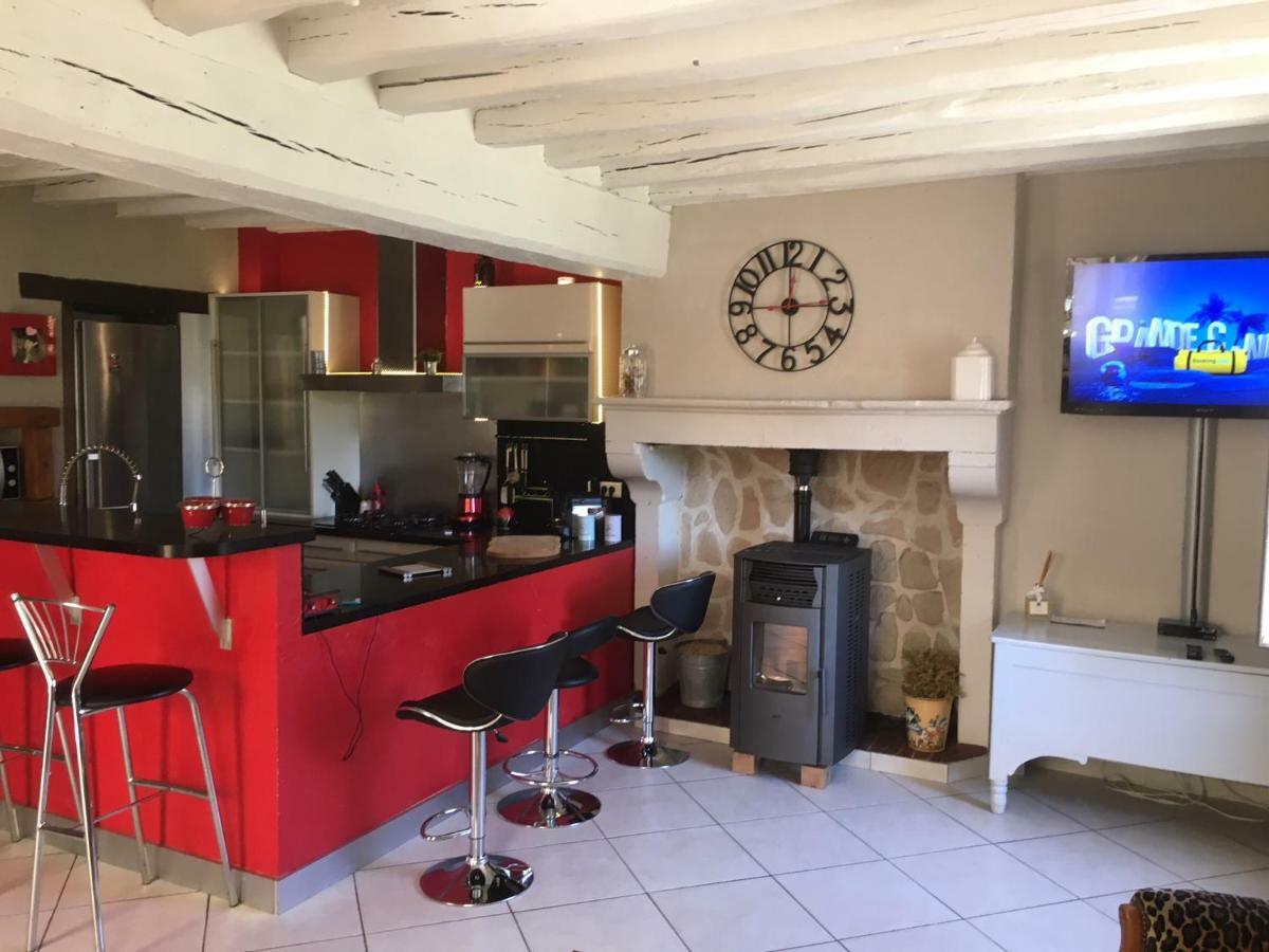 Maison entière avec cour dans le Chablisien Villy  Extérieur photo
