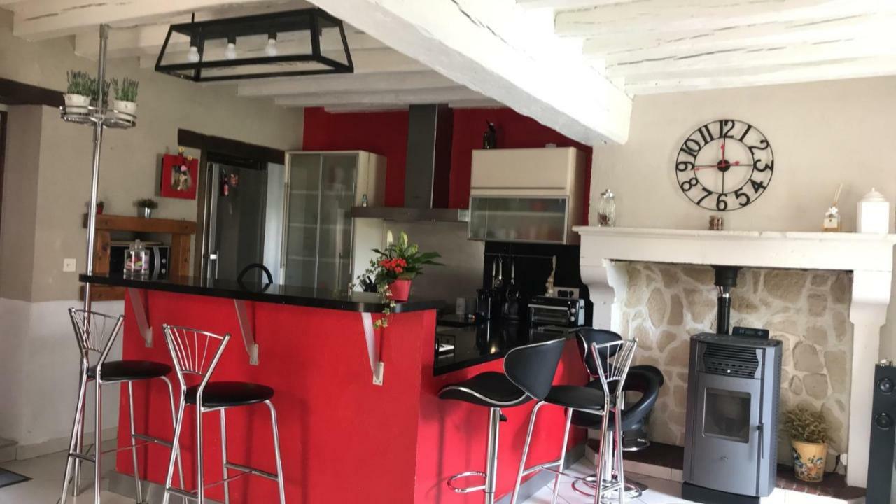Maison entière avec cour dans le Chablisien Villy  Extérieur photo